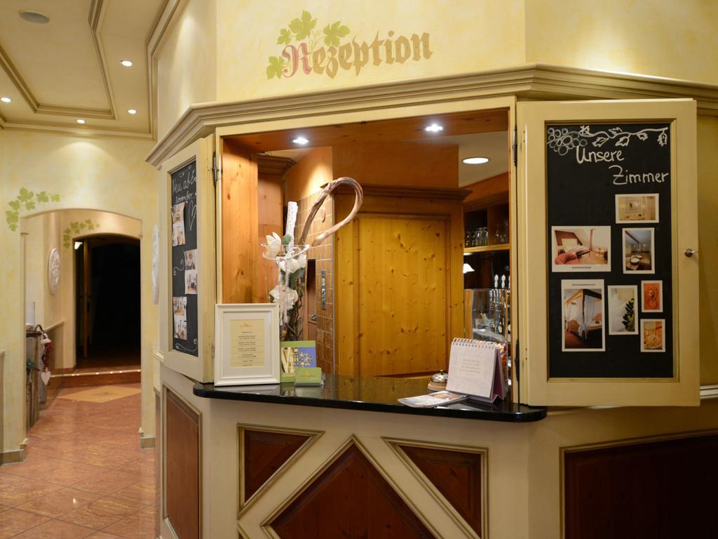 Land-Gut Hotel Zum Loewen Garni Marktheidenfeld Esterno foto
